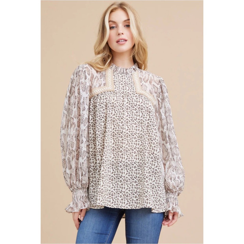 JODIFL Gorgeous Boho Animal Print Chiffon Blouse Frilled Neckline Stunning Top